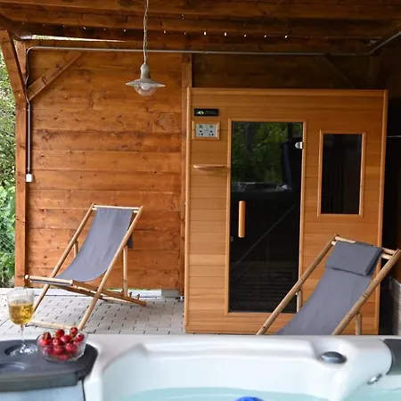 Holiday home Zafir Vendeghaz