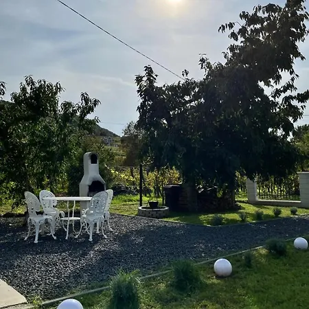 Zafír Casa de Férias Somloszolos